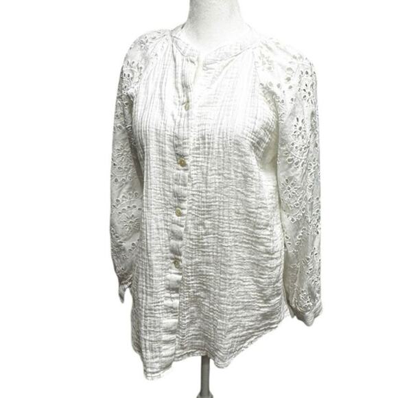 Nicole Miller White   3/4 Sleeve Artelier Embroidered Eyelet Button up Blouse M - Picture 5 of 14